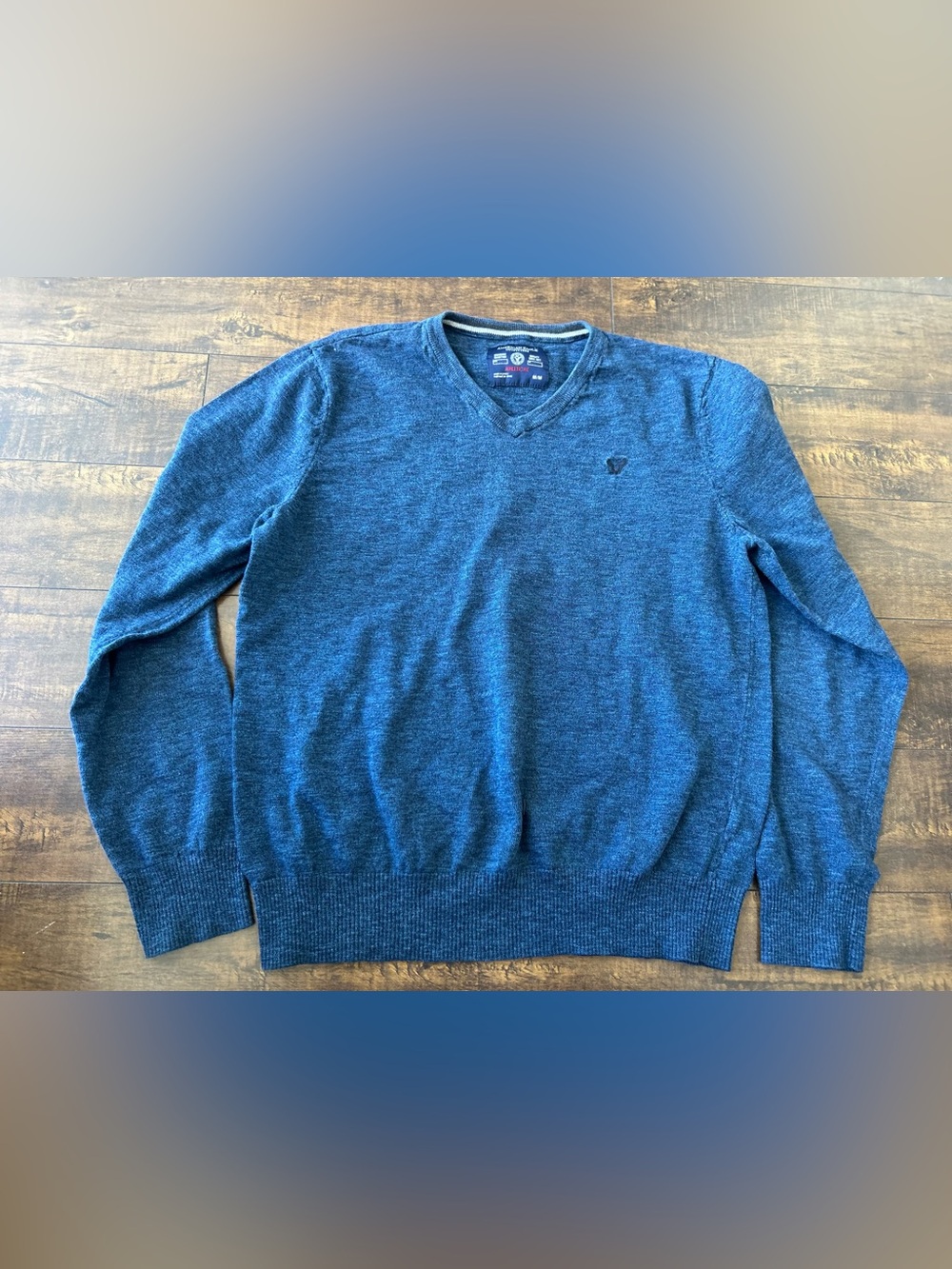 ✨ 3/$25 ✨ American Eagle Outfitters Men's Heathered Navy V-Neck Sweater